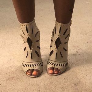 Aldo beige heels